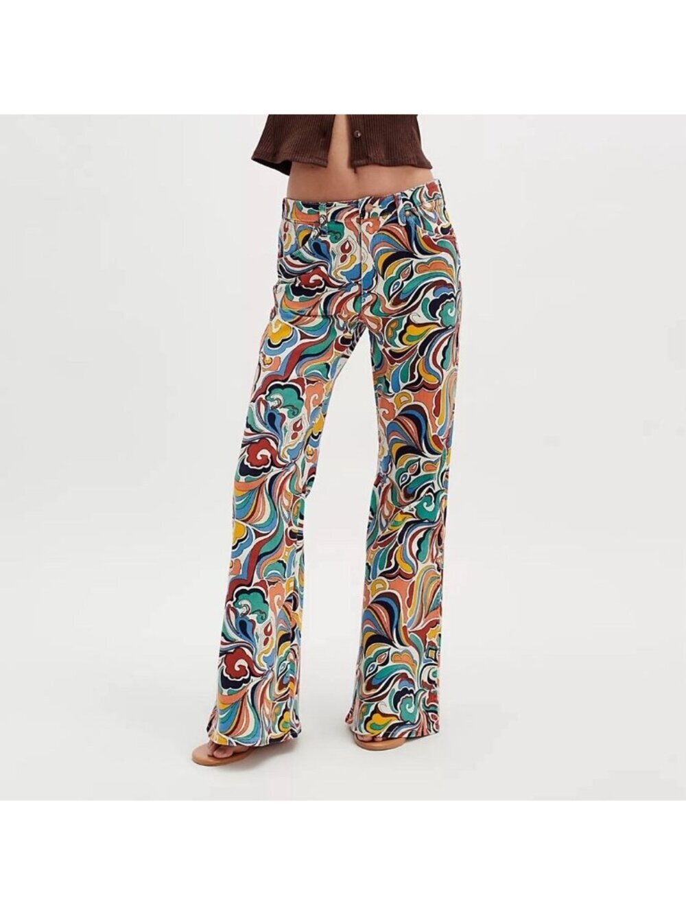 NWT Wrangler High-Rise Printed Flare Jeans in Latigo retro print 24